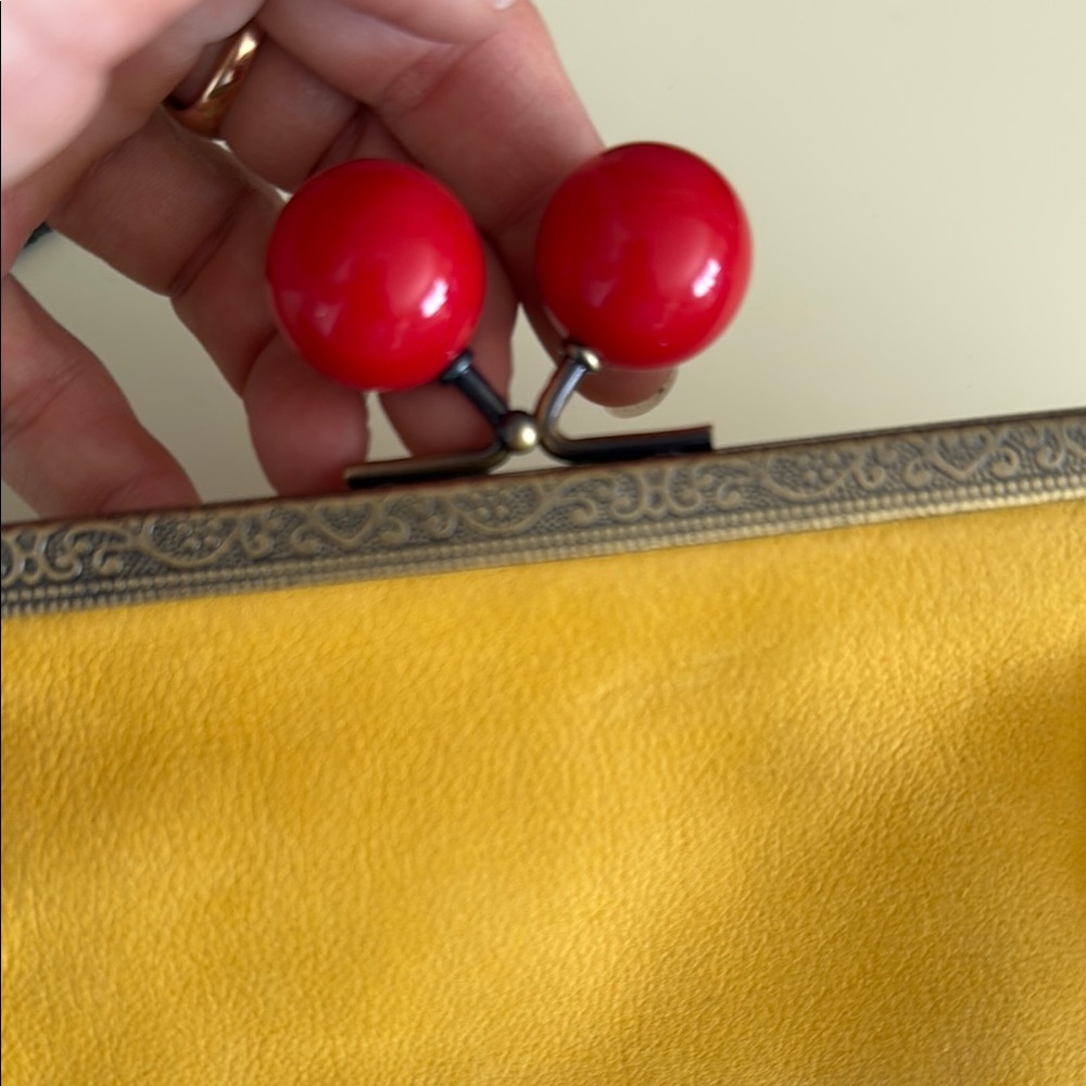 Yellow Clutch Bag - Picture 4 of 5